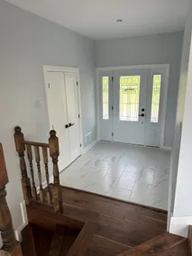 Tranquil Lakefront Cottage - Image 2