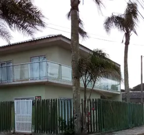 House 1 block from Guaratuba Beach - Image 2