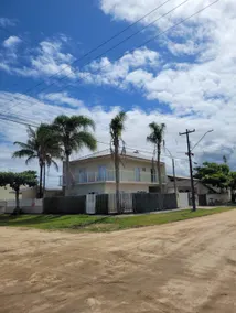 House 1 block from Guaratuba Beach - Image 3