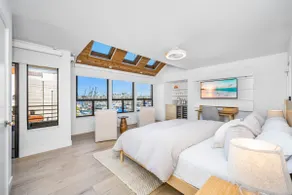 Luxury 4 Story home next to Alamitos Yacht Club - Image 4