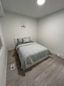 Modern 2 bedroom & 2 bathroom home - Image 4
