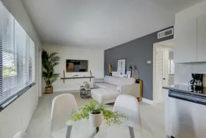 2BR Coastal Getaway! - Image 2