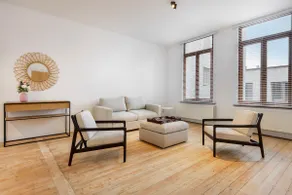 Spacious Deluxe Apartment in the Heart of Antwerp - Image 3