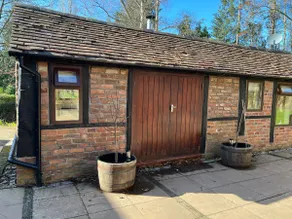 Cosy Rustic Cottage in Jacobean Farmhouse grounds - Image 4
