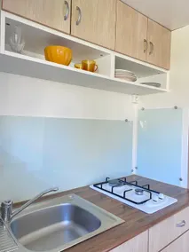 Small one-bedroom mobile home - Image 3