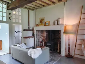 Charming historic farmhouse - Image 2