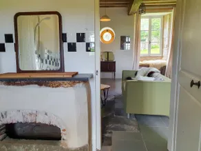 Charming historic farmhouse - Image 3