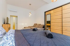 Mechwart Residence - Image 3