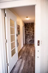 Cooper's Pointe Guest House - Image 4