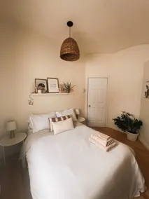 The Cozy Farmhouse - Image 5