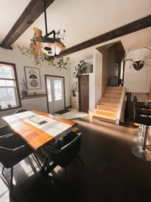 The Cozy Farmhouse - Image 3