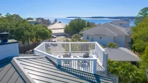 Entire corner lot Beach house with 4th story deck - Image 2
