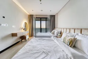 FIRST CLASS | 1BR | Palm Paradise - Image 3