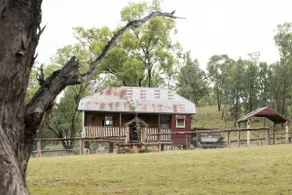 The Overseer, a couples country escape. - Image 4