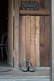The Overseer, a couples country escape. - Image 5