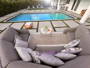Miami Tropical Villa -Pool & BBQ - Image 2