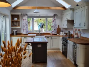 5 Star, Cosy, characterful thatch cottage in a designated area of natural beauty - Image 4