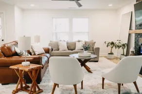 Chic Modern Farmhouse: Cozy & Stylish Escape - Image 3