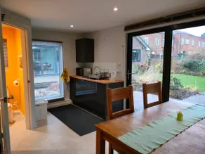 A Cosy Garden Room. - Image 4