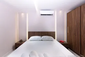 Beachfront Suite | Sea Garden & Pool View [50 m²] - Image 3