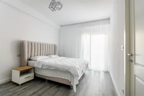 Samplus Central Apartment - Image 2