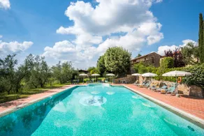 Up to 8 persons' in Tuscan farmhouse apartment - Image 2