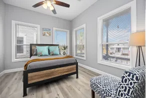 Modern Beach House. Cruise terminal minutes away. - Image 3