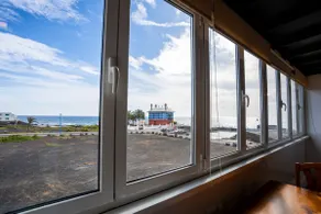 Beautiful apartment by the sea. - Image 3