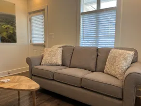Charming Apartment in Flemington - Image 4