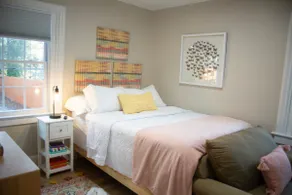 *Price Drop* Downtown Sptg Pet Friendly Sleeps 4 - Image 5