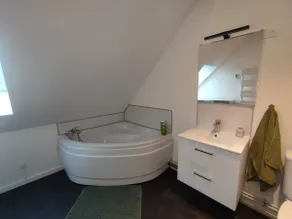 2 Bedrooms, Comfort and Calm. - Image 3