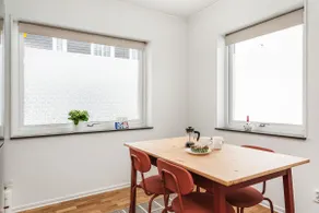 Modern New Stylish Apartment - Image 3