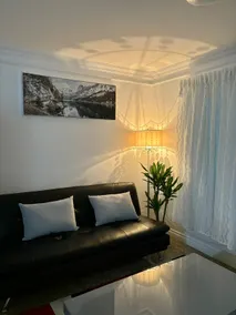 Private 2 BR suite in Vancouver! - Image 3