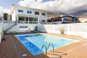 Home2Book Stunning Sea Views House, Private Pool - Image 5