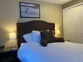Halibut House - Image 4