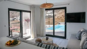 Villa Milagro 4Br with Sea View Mikri Vigla Beach - Image 4