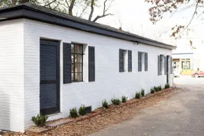 Beautiful 1BR · Near Fort Jackson & Devine St - Image 2