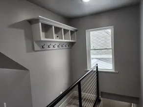 Carriage House - Image 4