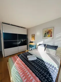Bright 2-room apartment, close to the center. - Image 5