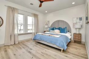 Bay Breeze Bungalow - Game Room & Pet Friendly - Image 3