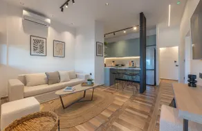 Hot Tub - 5 min to Beaches - Netflix - Full Kitchen - Image 5