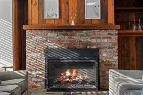 WVE SKI Townhouse- Updated! - Image 3