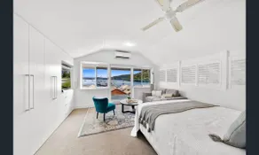 Magical Hardy's Bay Waterfront Apartment - Image 4