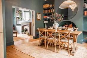 Designer 3BR 2 mins Walk to Stadium Close to City - Image 2