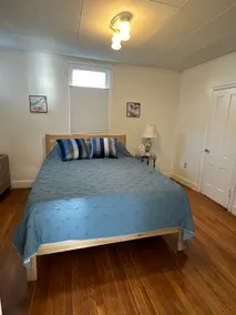 Quiet, Central Apartment in Historic Neighborhood - Image 4