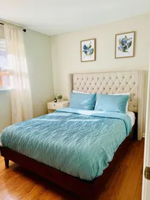 CozyChic 3BR Near Chicago| Walk to Train w/parking - Image 3