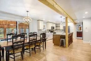 Modern gathering home w hot tub - Image 5
