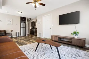 the susan - a cozy, comfy 1bd suite - Image 4