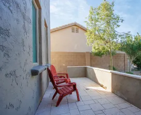 Beautiful Family Home With Pool/Smart TV/AC - Image 5