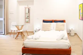 historic center - ideal for couples - ground floor - Image 2